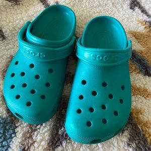 WORN ONCE womens crocs!!!